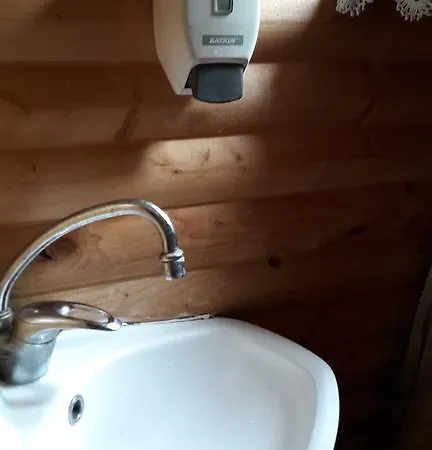 Semesterbostad Aaviku Eiste