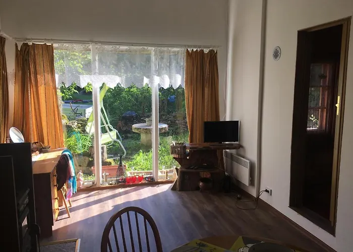 度假居 Aaviku Eiste